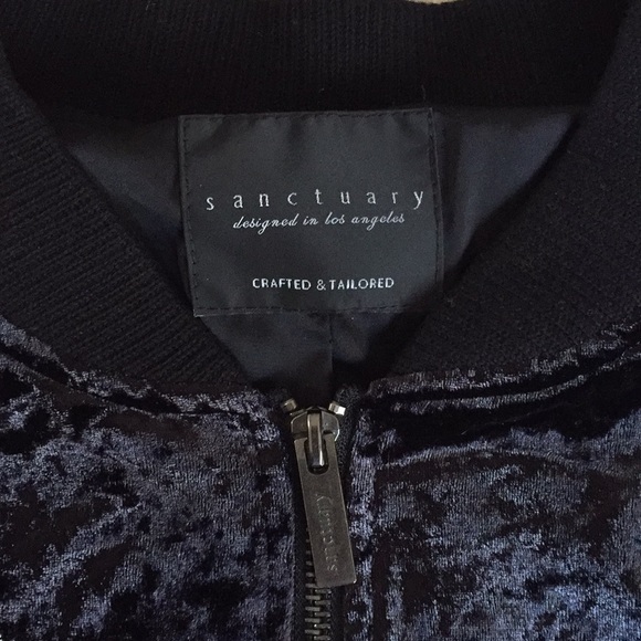 Velvet black bomber jacket with embroidered stars - Picture 2 of 8